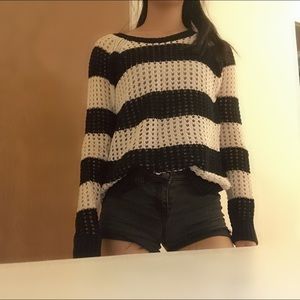 Crochet striped black and white sweater  💕